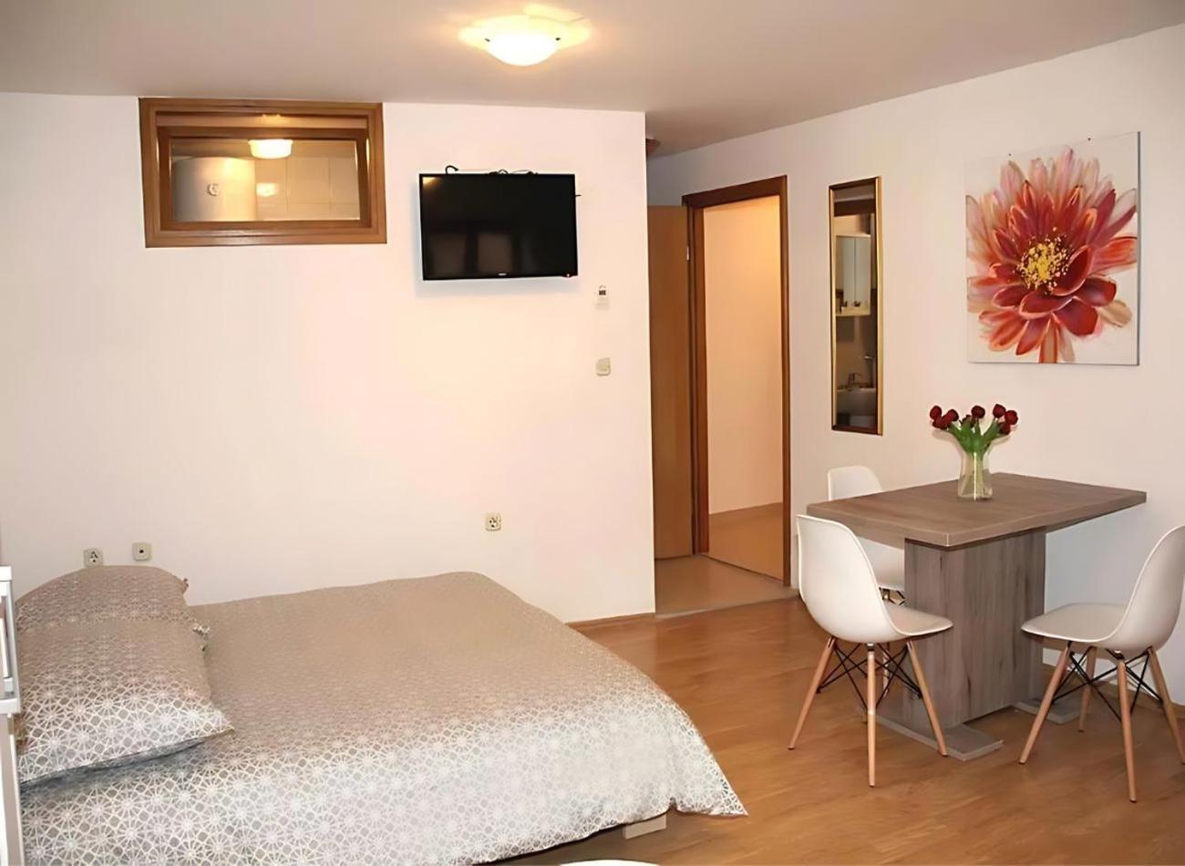 Sunny Rooms And Suites Sibenik Exterior photo